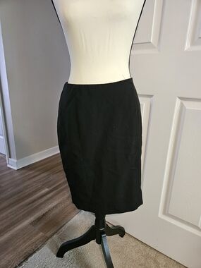 H&M Black A-Line Midi Skirt